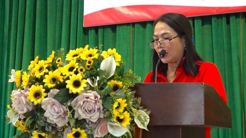 Bà Nguyễn Thị Thu Thảo - Chủ tịch Hội chữ thập đỏ