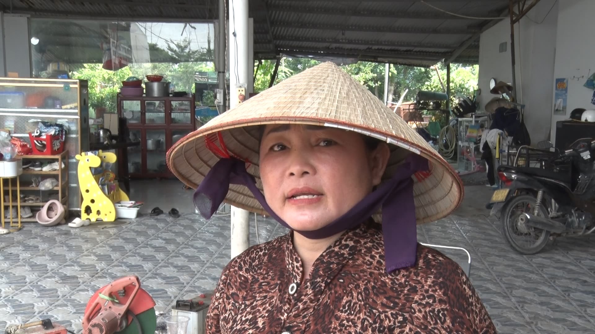 Bà Nguyễn Thị Tuyết Hồng